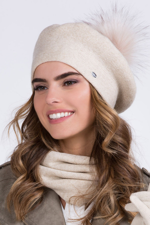 Kamea women's warm winter pompom beret Dora, Beige