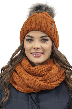 Vivisence Damen Winter Hat with Bobble and Scarf Set Warm and Cozy Headgear  for Winter and Autumn Warm Thick, Winter Set for Ladies, Made in The EU,  Beige