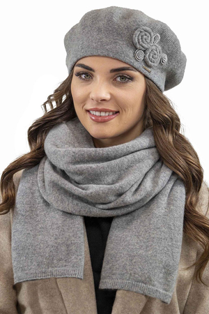 Vivisence Elegant Winter Set For Women Classic Wool Beret With Floral Decoration Suitable For Both Elegant And Sporty Outfits Ideal For Winter And Autumn Days, Light Grey