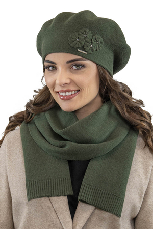 Vivisence Elegant Women's Winter Set Including Classic Beret With Floral Decoration And Matching Long Warm Wool Scarf Ideal For Cold Winter And Autumn Days , Green