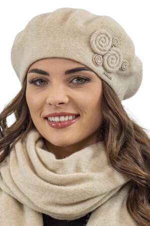 Vivisence Winter Women's Elegant Beret With Classic Design For Ladies Floral Decoration Warm Wool Blend Fabric Ideal For Cold Days And Everyday Wear Autumn And Winter, Beige