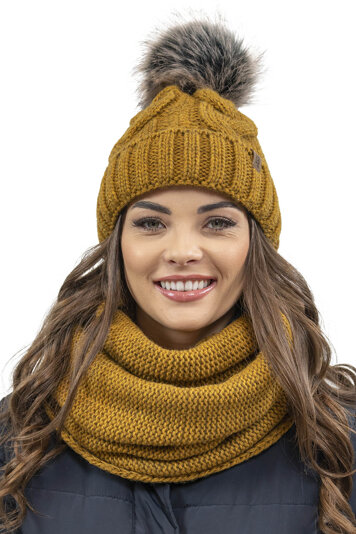 Vivisence Damen Winter Hat with Bobble and Scarf Set Warm and Cozy Headgear for Winter and Autumn Warm Thick, Winter Set for Ladies, Made in The EU, Dark Yellow