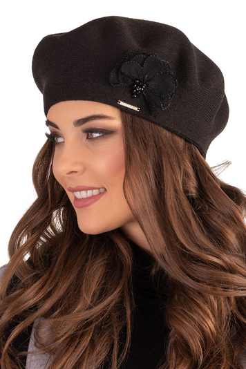 Vivisence Elegant Ladies Beret With Floral Decoration Made From Warm And Soft Woolen Fabric Ideal For Cold Winter Days Perfect For Everyday Wear Or Outdoor Activities , Black