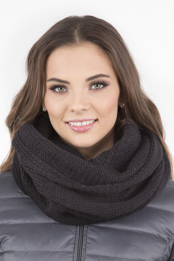 Vivisence Stylish and Elegant Women’s Winter Scarf Thick and Warm for Ultimate Comfort Crafted Perfect Accessory for Staying Cozy and Chic During Cold Weather, Black