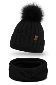 Vivisence Bonnet Pour Femme L'Automne et L'Hiver Ensemble à La Mode Avec Pompon En Fausse Fourrure Et Cache-Cou Pliable Doublé Polaire Avec Patch En Cuir Écologique En Fil Chaud 70100Kmpl, noir
