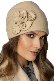Vivisence Bonnet Femme Élégant En Laine Vierge Brodé Main Pour L’Hiver 7076, beige