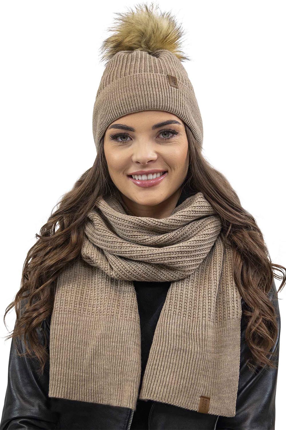 Vivisence Bonnet Femme Avec Pompon Pour L’Hiver En Fil Chaud Style Automnal 7042, beige