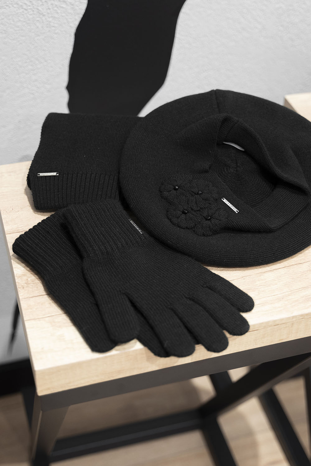 Vivisence Damen Handschuhe Winter Aus Warmem Garn Perfekt für Kalte Tage 7204, schwarz