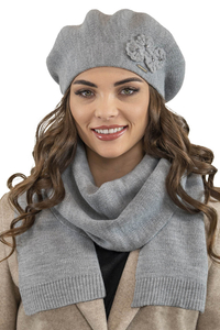 Vivisence Femme Béret Et Écharpe Pour l'Automne et l'Hiver Ensemble En Laine Avec Application Florale Style Classique Confortable Et Élégant Parfait Pour Lhiver Cadeau 7006Kmpl, gris clair