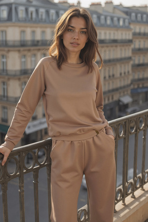 Vivisence Womens Sweatshirt Long Sleeve Crew Neck Lounge Top Soft Cotton Fleece Casual Pullover Relaxed Fit Jumper Everyday Loungewear Cozy Sportswear 9004, beige