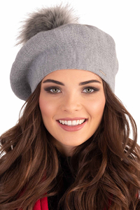 Vivisence Béret Femme Pour L'automne et L'hiver Avec Pompon En Fausse Fourrure Tricoté En Laine Acrylique Doux Chaud Et Confortable Idéal Classique Et Élégant 7035, gris clair