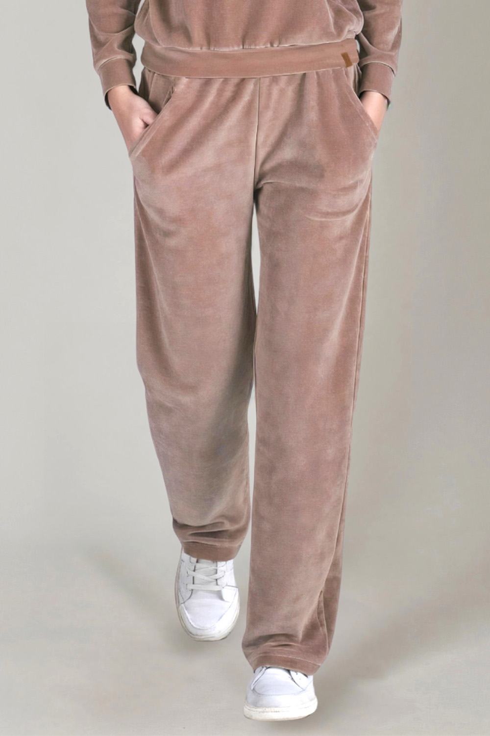 Vivisence Damen Velour Jogginghose Mit Geradem Bein Und Elastischem Bund Bequeme Freizeithose Für Zuhause Sport Und Alltag 9105, 
