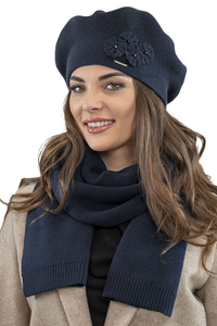 Vivisence Femme Béret Et Écharpe Pour l'Automne et l'Hiver Ensemble En Laine Avec Application Florale Style Classique Confortable Et Élégant Parfait Pour Lhiver Cadeau 7006Kmpl, bleu foncé