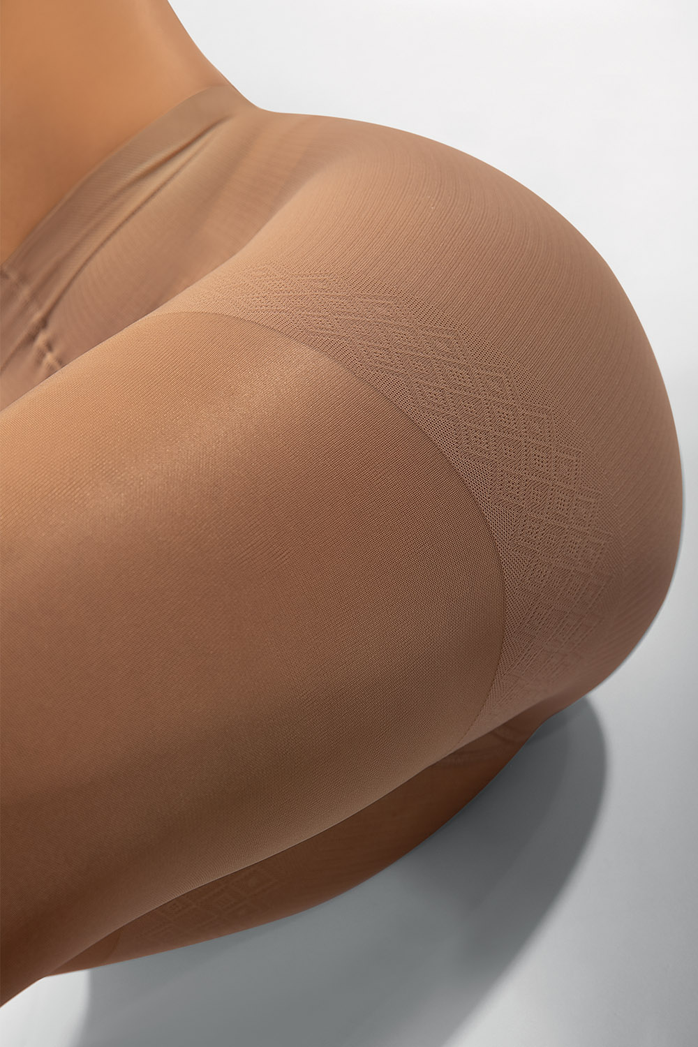 Vivisence Collants Pour Femmes Sculptants 40 DEN Avec Renfort Invisible Aux Orteils Partie Culotte Sculptante Pour Un Ventre Des Hanches Des Fesses Et Des Cuisses Parfaitement Galbés, daino
