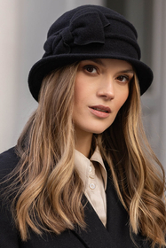 Vivisence Damen Mütze Winter Hut Warme Schurwolle Herbst Perfekter Passform 7078, Schwarz