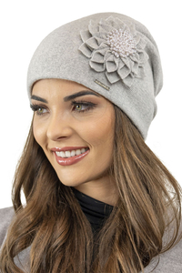 Vivisence Bonnet Femme En Laine Avec Fleur Plissée Élégante Et Antistatique 7052, gris clair