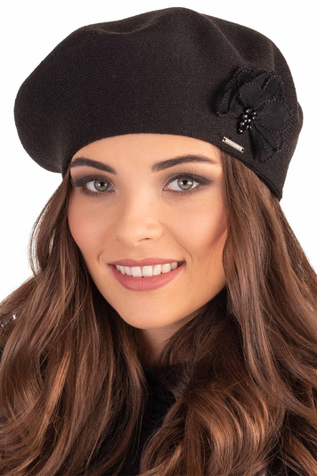 Vivisence Elegant Ladies Beret With Floral Decoration Made From Warm And Soft Woolen Fabric Ideal For Cold Winter Days Perfect For Everyday Wear Or Outdoor Activities , Black