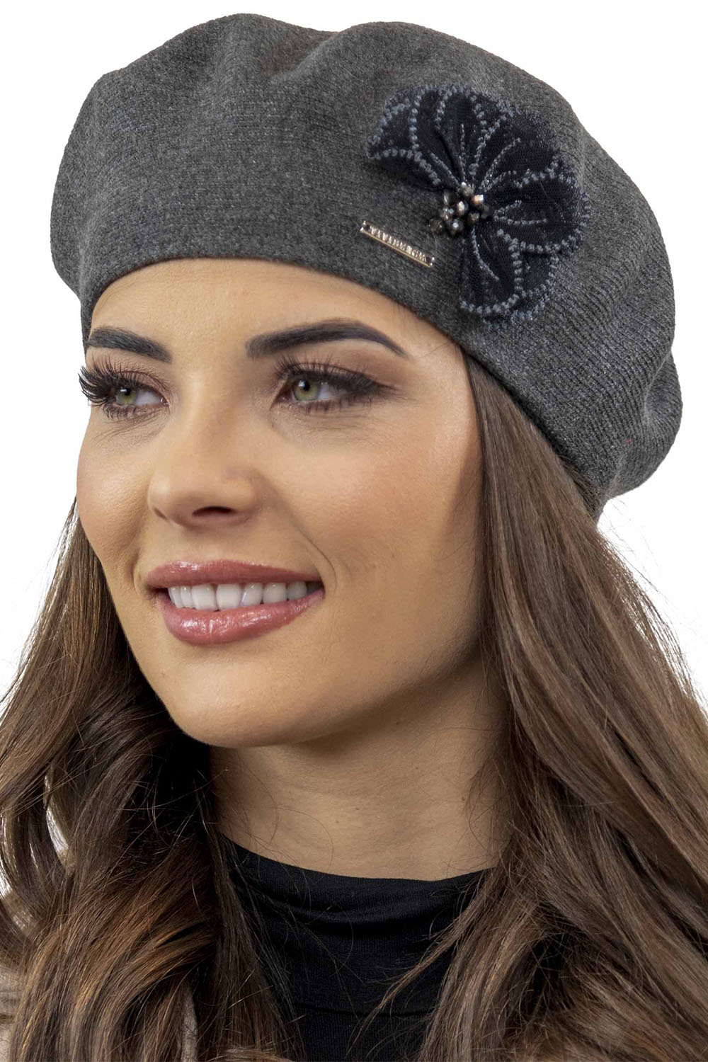 Vivisence Damen Baskenmütze Garn mit Blumenapplikation Ideal für Wintertage 7036, dunkelgrau