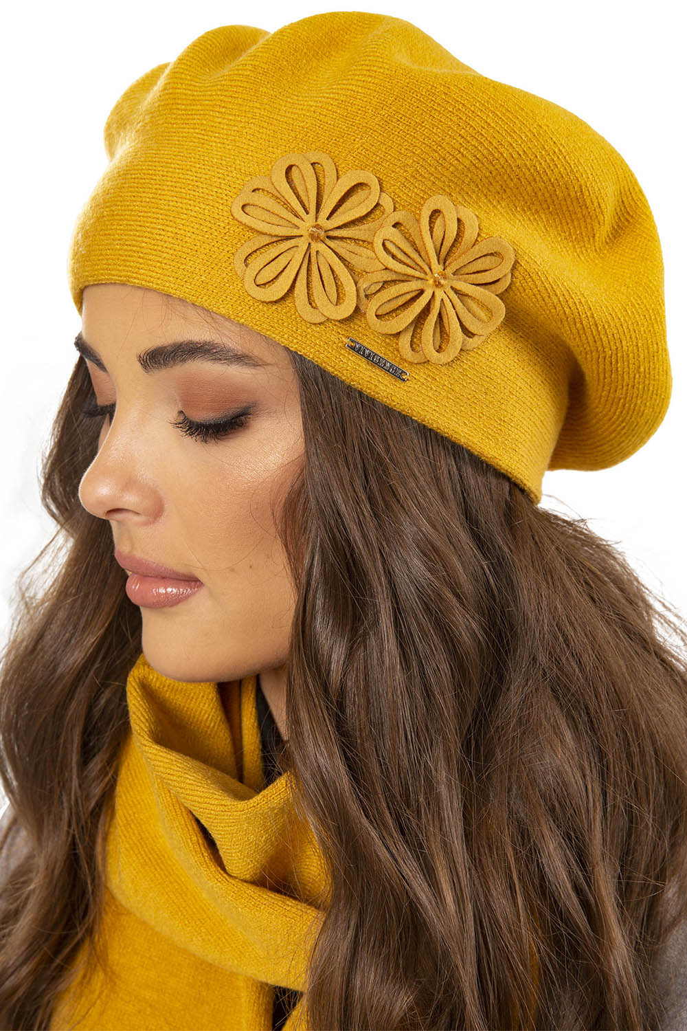 Vivisence Elegant Women's Winter Set Beret And Scarf With Classic Design And Floral Decoration Made Of Warm And Soft Fabric With Wool Blend Ideal For Cold Winter Days, Brown 
