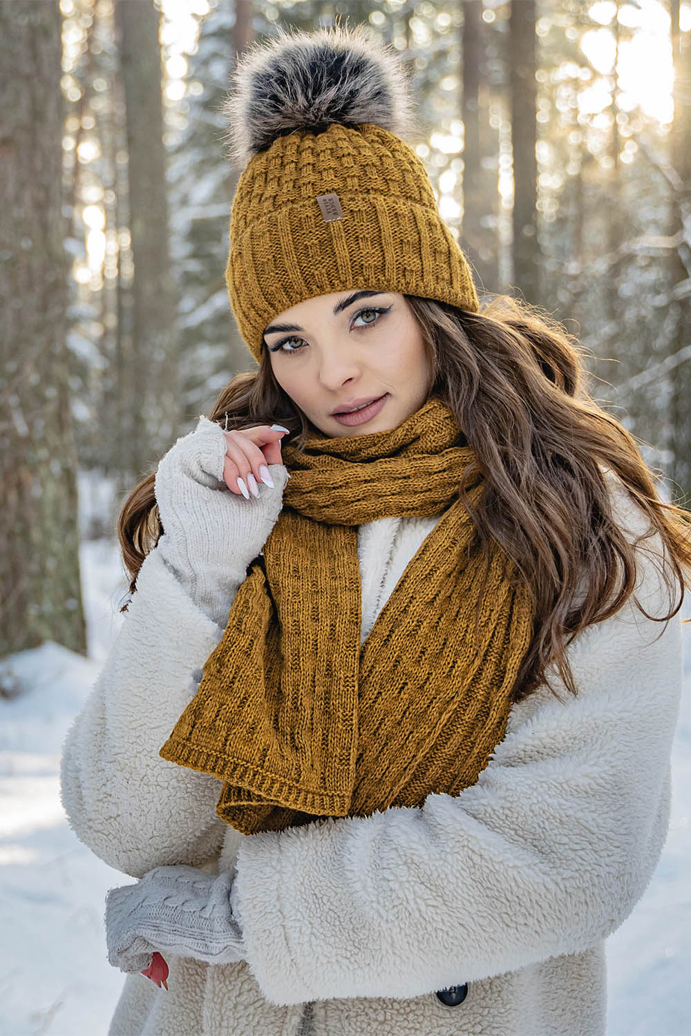 Vivisence Écharpe Femme Hiver Douce Et Chaude Pour Les Journées Froides 7015S, jaune foncé